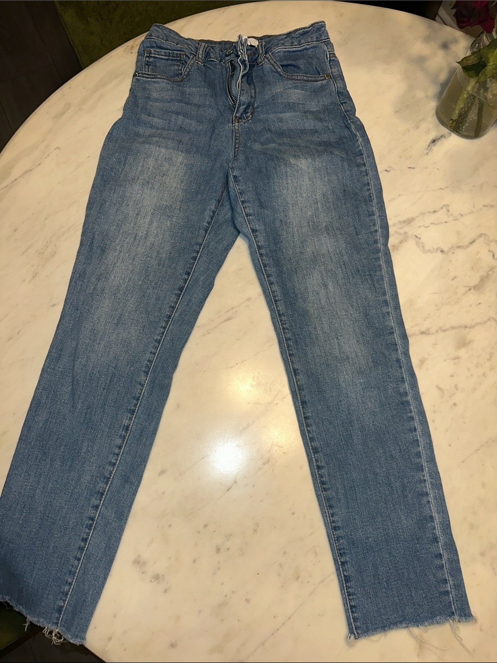 Forever 21 Light Blue Straight-Leg Jeans cut off size 25